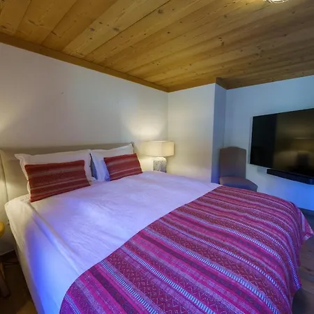 Your Private Alpine Retreat Only 7 Min From Gstaad Alpesi faház