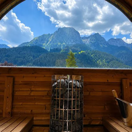 Your Private Alpine Retreat Only 7 Min From Gstaad Alpesi faház *